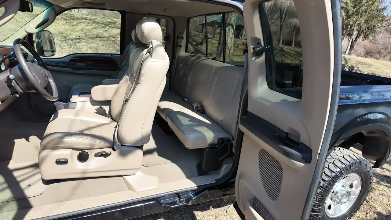 2006 Ford Super Duty 1st Gen - Image 16 of 25
