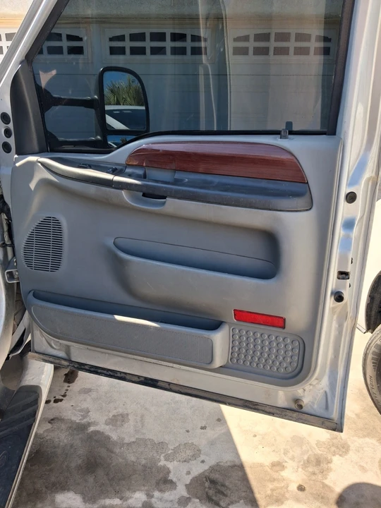 2006 Ford Super Duty 1st Gen - Image 12 of 13