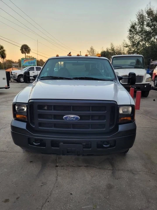 2006 Ford Super Duty 1st Gen - Image 2 of 13
