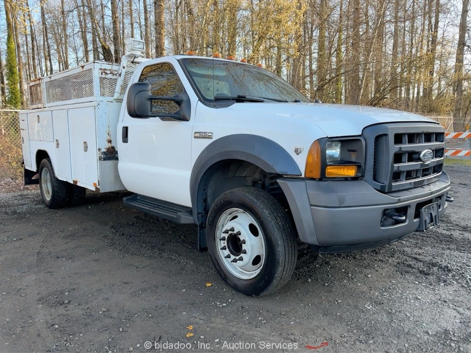 2006 Ford Super Duty 1st Gen - Image 2 of 12