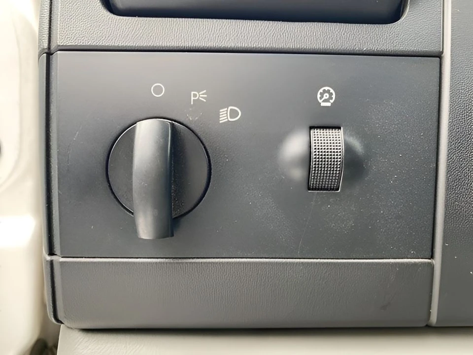 2006 Ford Super Duty 1st Gen - Image 10 of 12