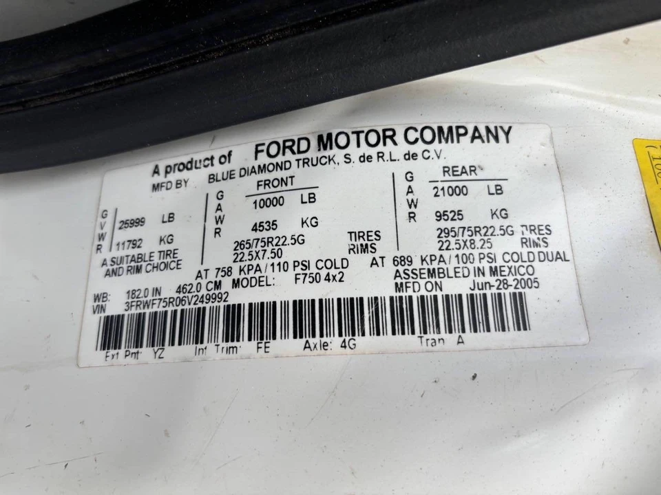 2006 Ford Super Duty 1st Gen - Image 11 of 12