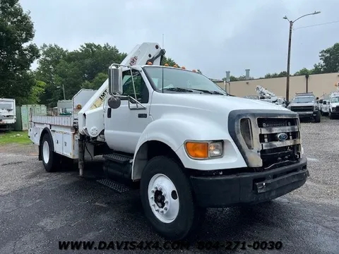 2006 Ford F-750 Cab Chassis Crane Utility Work Truck
