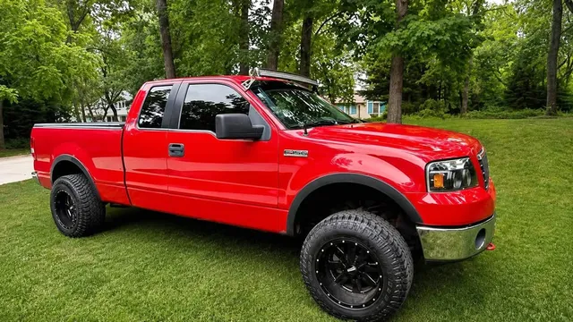 2006 Ford F150 SuperCrew Cab XLT Pickup 4D 6 1/2 ft