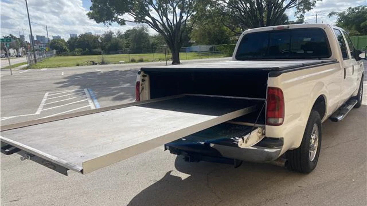 2006 Ford Super Duty 1st Gen - Image 11 of 13