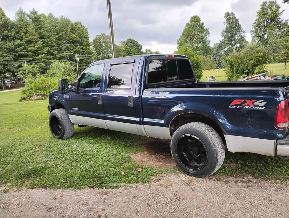 2006 Ford Super Duty 1st Gen - Image 2 of 3