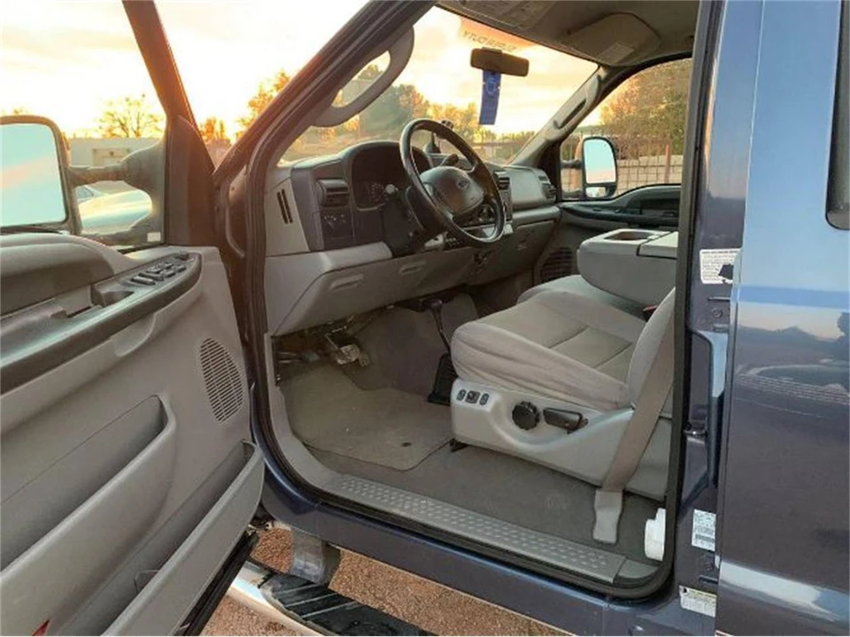 2006 Ford Super Duty 1st Gen - Image 9 of 16