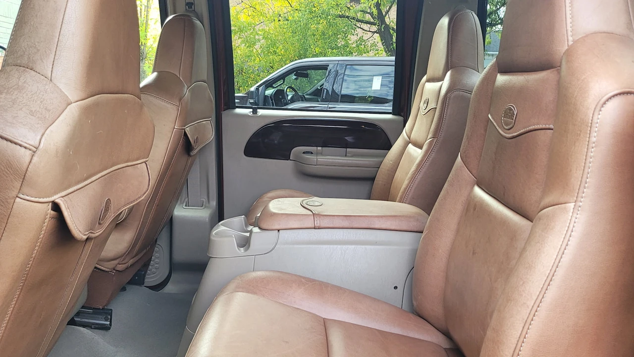 2006 Ford Super Duty 1st Gen - Image 5 of 16
