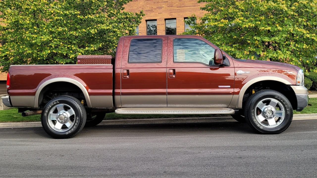 2006 Ford Super Duty 1st Gen - Image 15 of 16