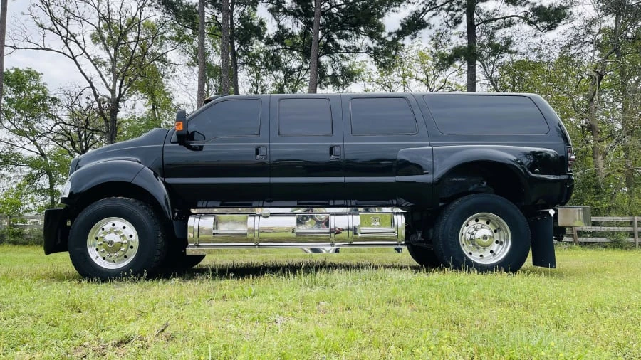 2006 Ford Super Duty 1st Gen - Image 2 of 18