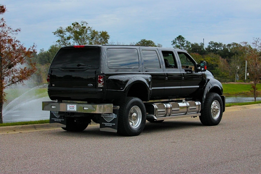 2006 Ford Excursion - Image 6 of 21