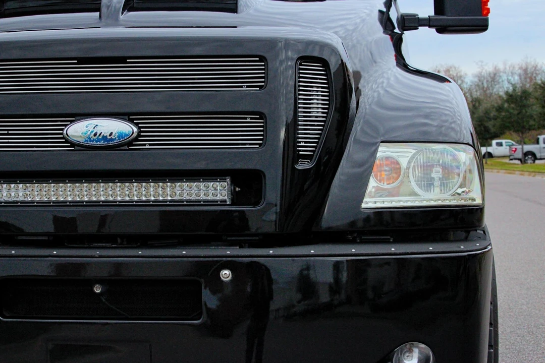 2006 Ford Excursion - Image 21 of 21