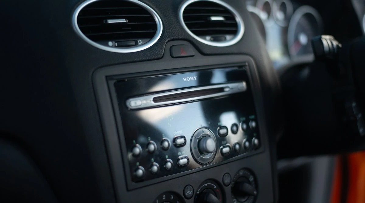 2006 Ford Focus 2nd Gen - Image 27 of 30