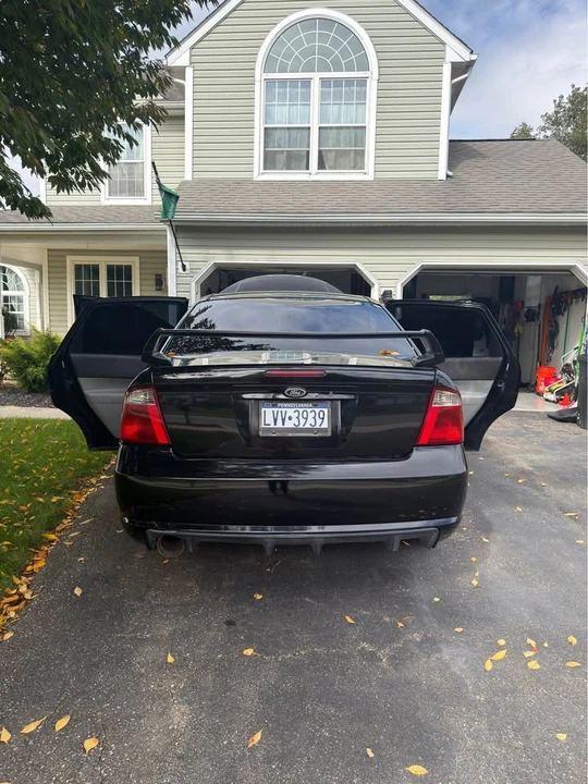 2006 Ford Focus 2nd Gen - Image 17 of 17