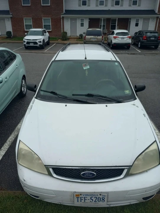 2006 Ford Focus 2nd Gen - Image 2 of 12