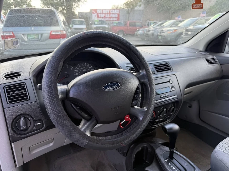 2006 Ford Focus 2nd Gen - Image 13 of 21