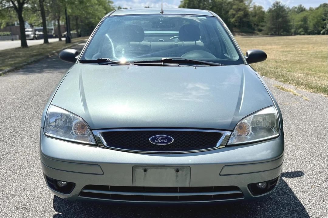 2006 Ford Focus 1st Gen - Image 2 of 31