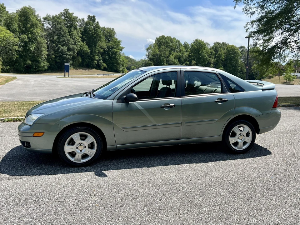 2006 Ford Focus 1st Gen - Image 16 of 31