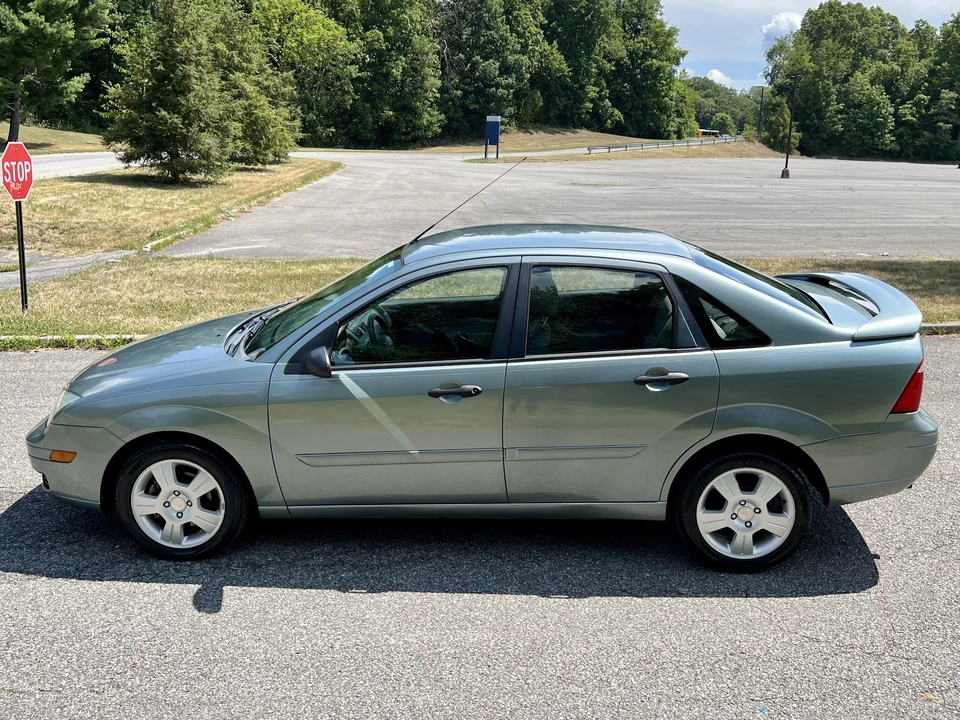 2006 Ford Focus 1st Gen - Image 18 of 31