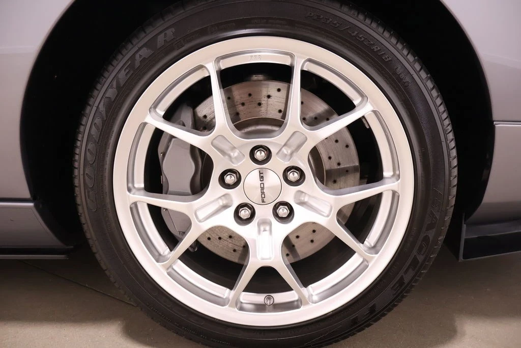 2006 Ford GT 1st Gen - Image 15 of 21