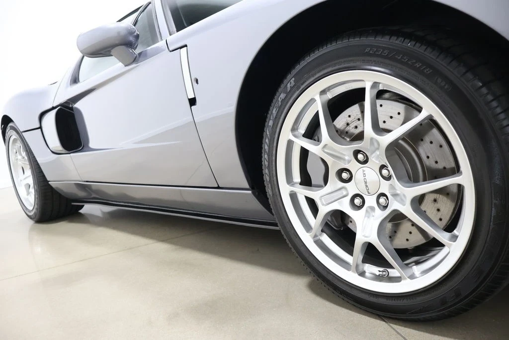 2006 Ford GT 1st Gen - Image 14 of 21
