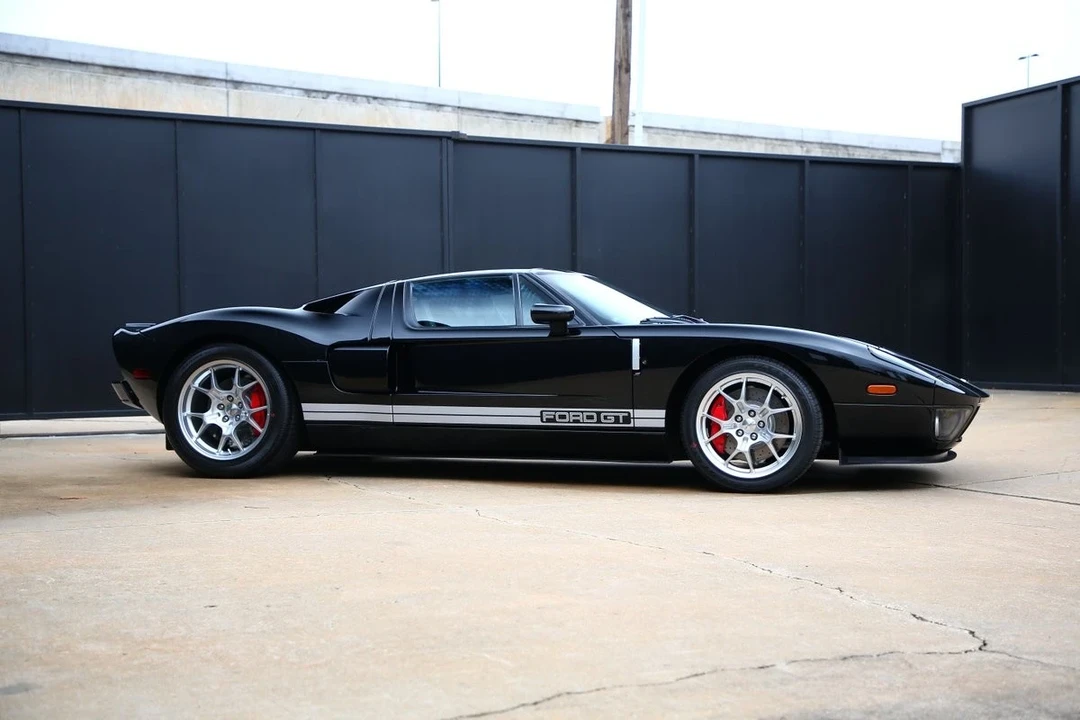 2006 Ford GT 1st Gen - Image 4 of 21