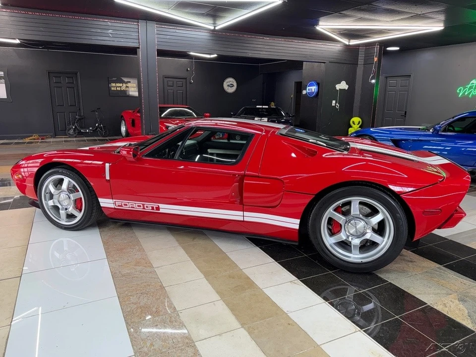 2006 Ford GT 1st Gen - Image 5 of 12