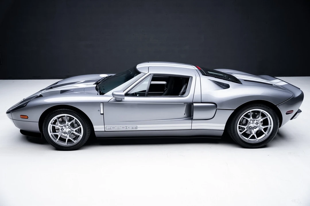 2006 Ford GT 1st Gen - Image 18 of 21