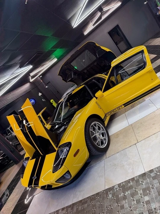 2006 Ford GT 1st Gen - Image 11 of 12