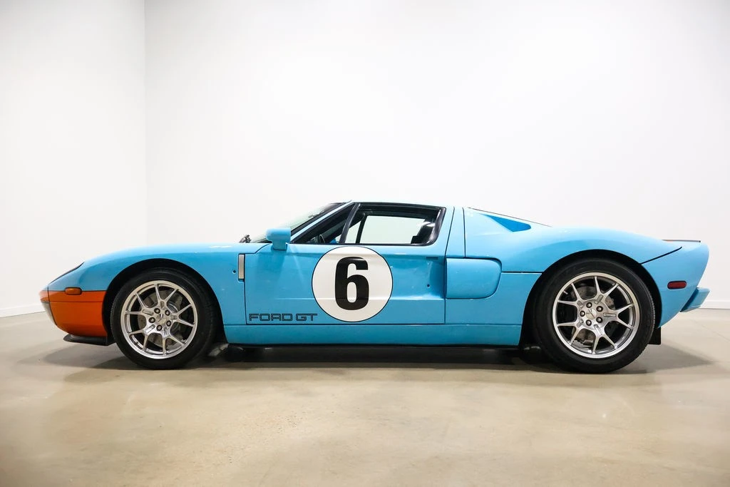 2006 Ford GT 1st Gen - Image 13 of 24