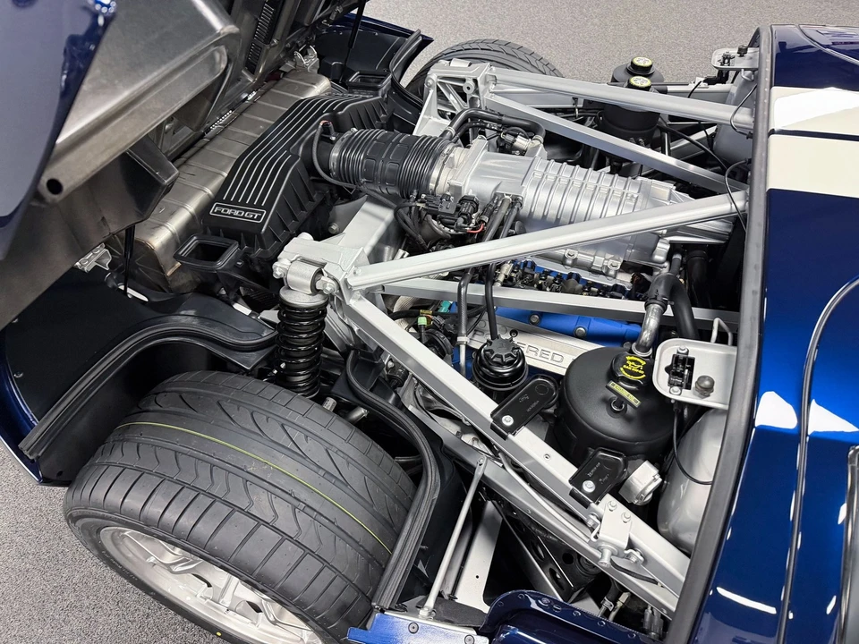 2006 Ford GT 1st Gen - Image 16 of 24