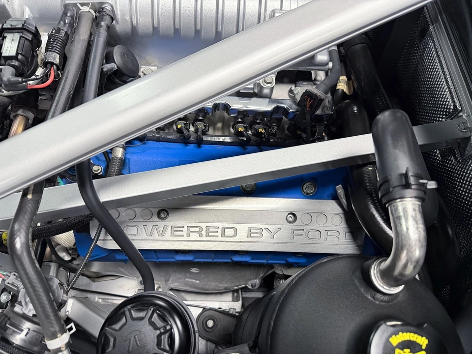 2006 Ford GT 1st Gen - Image 15 of 24