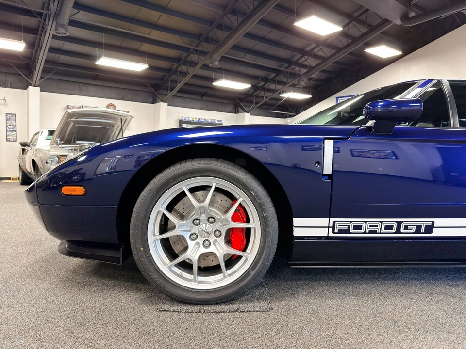 2006 Ford GT 1st Gen - Image 17 of 24