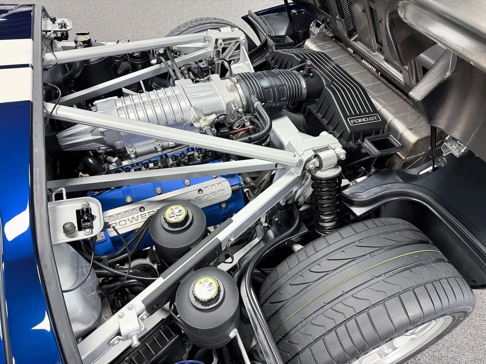 2006 Ford GT 1st Gen - Image 14 of 24