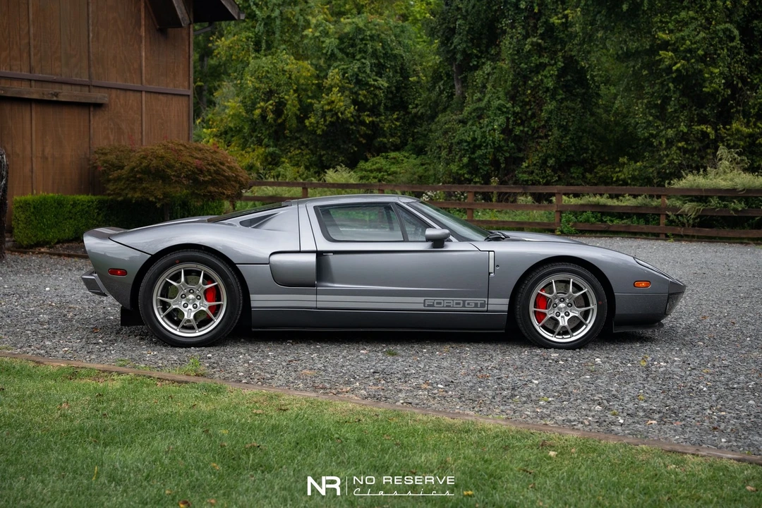 2006 Ford GT 1st Gen - Image 10 of 21