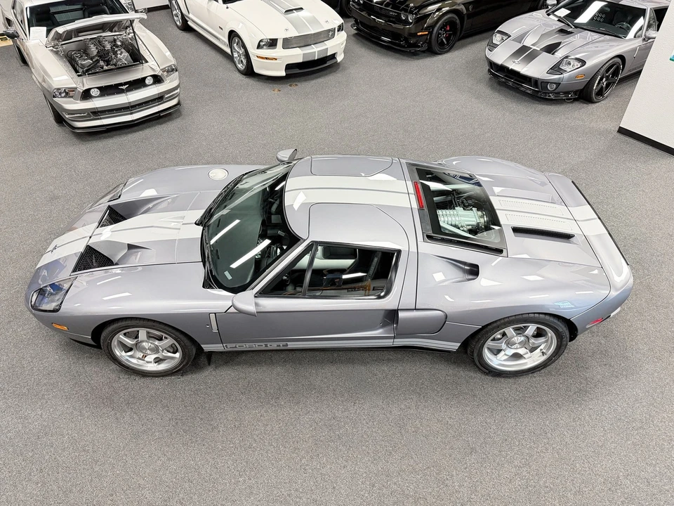 2006 Ford GT 1st Gen - Image 10 of 24
