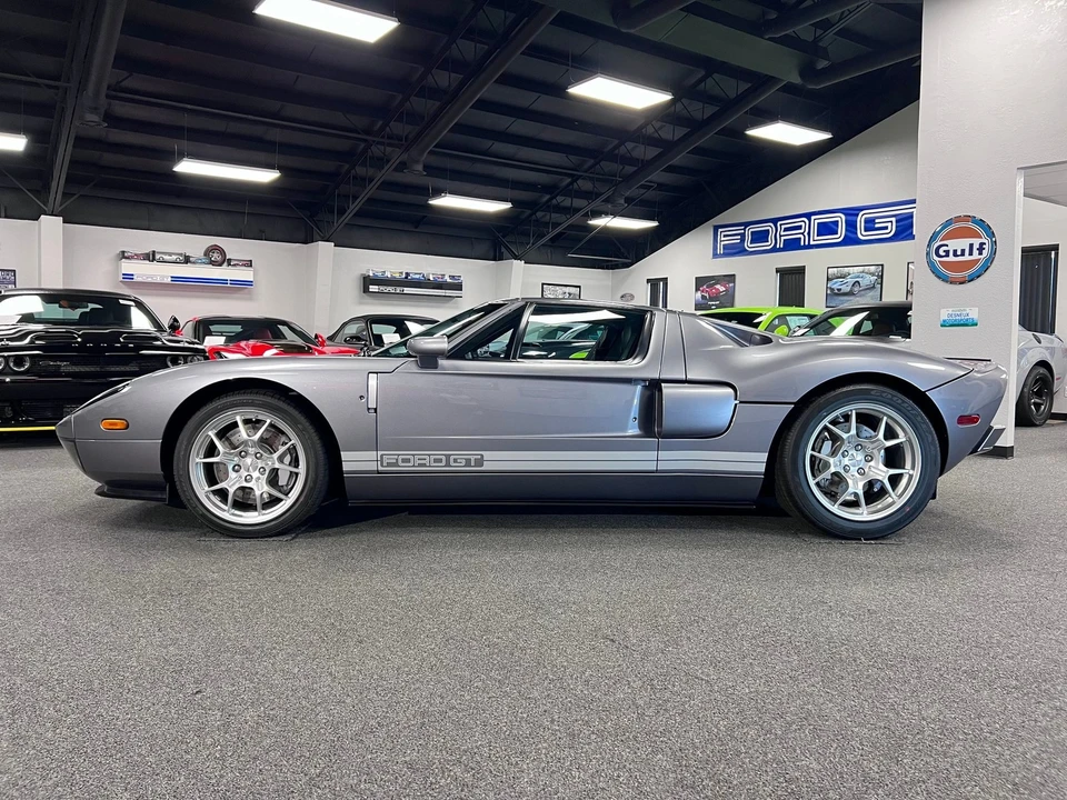 2006 Ford GT 1st Gen - Image 2 of 21