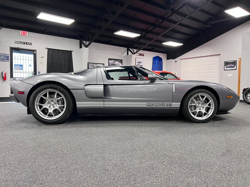 2006 Ford GT 1st Gen - Image 4 of 21