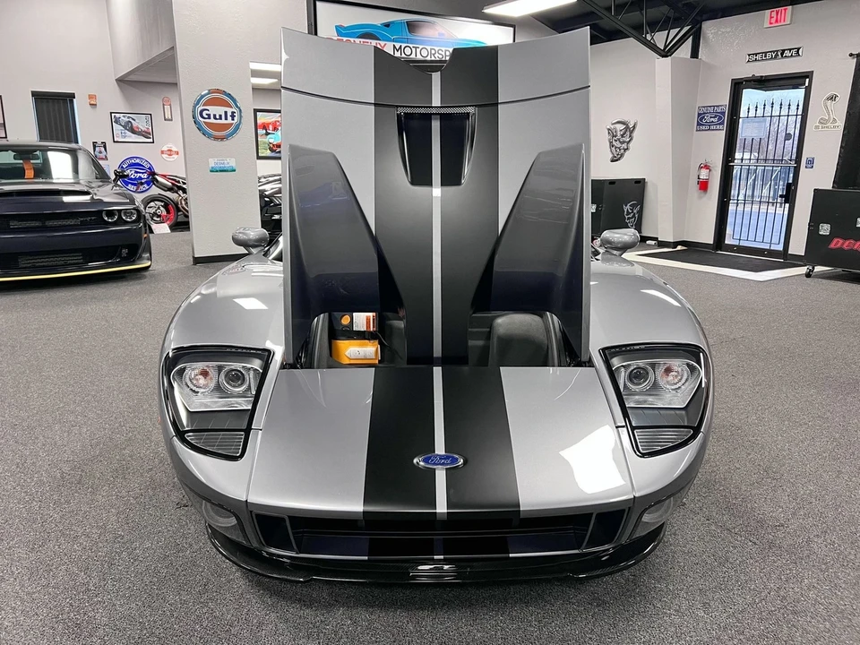 2006 Ford GT 1st Gen - Image 12 of 21