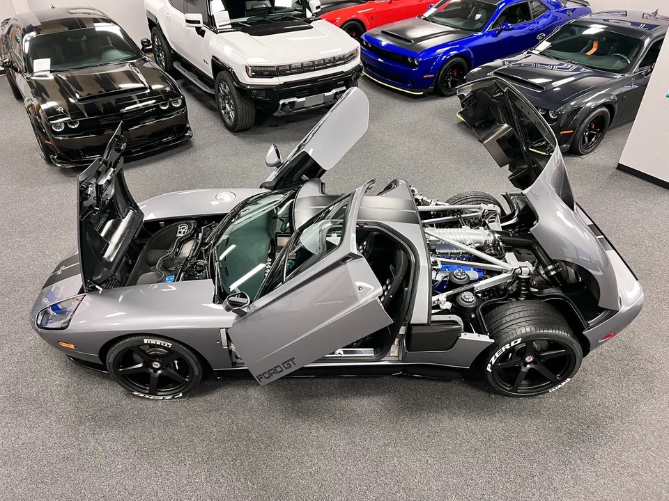 2006 Ford GT 1st Gen - Image 11 of 21