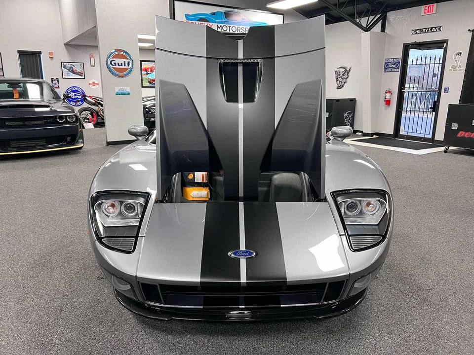 2006 Ford GT 1st Gen - Image 12 of 24