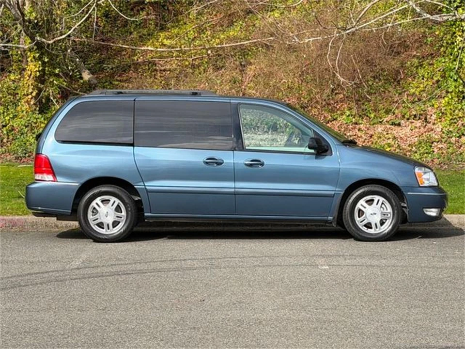 2006 Ford - Image 7 of 31