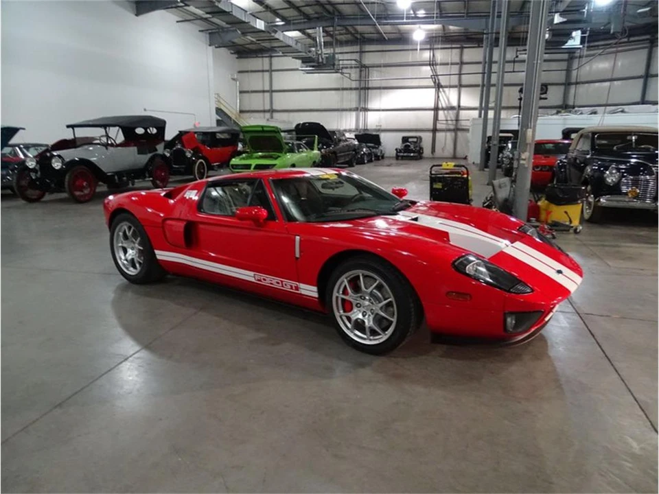 2006 Ford GT 1st Gen - Image 22 of 31