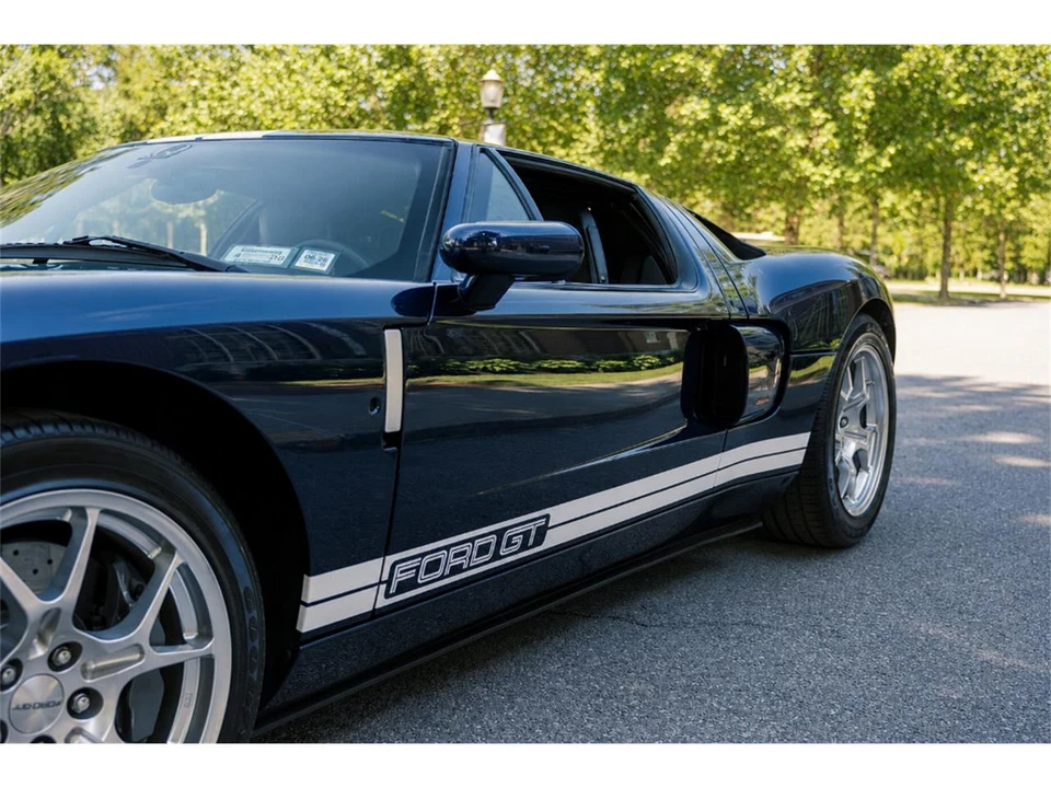 2006 Ford GT 1st Gen - Image 28 of 31