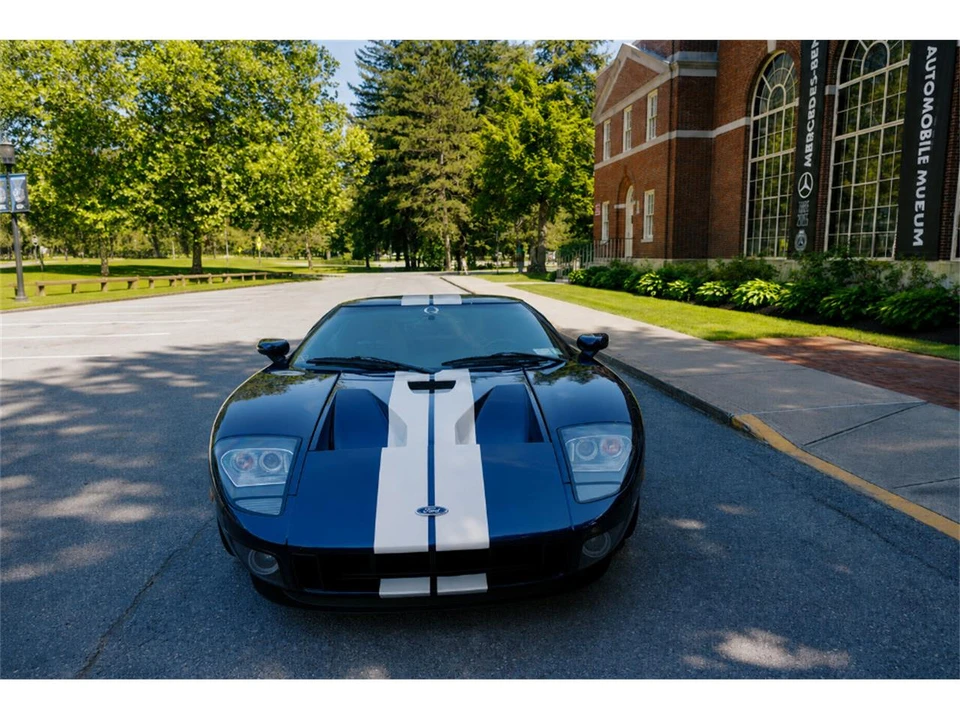 2006 Ford GT 1st Gen - Image 19 of 31
