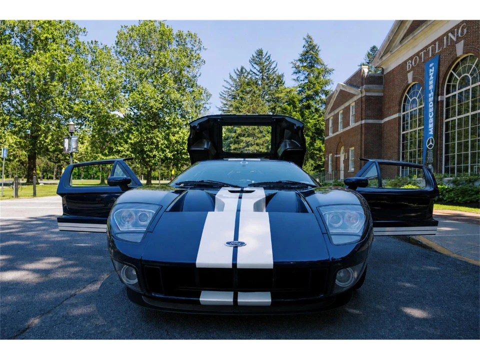 2006 Ford GT 1st Gen - Image 17 of 31