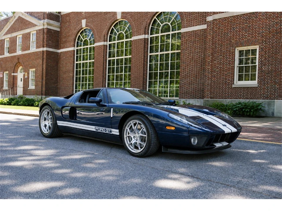2006 Ford GT 1st Gen - Image 21 of 31