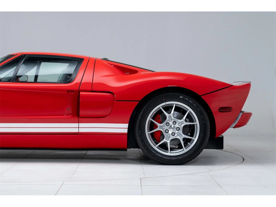 2006 Ford GT 1st Gen - Image 10 of 31