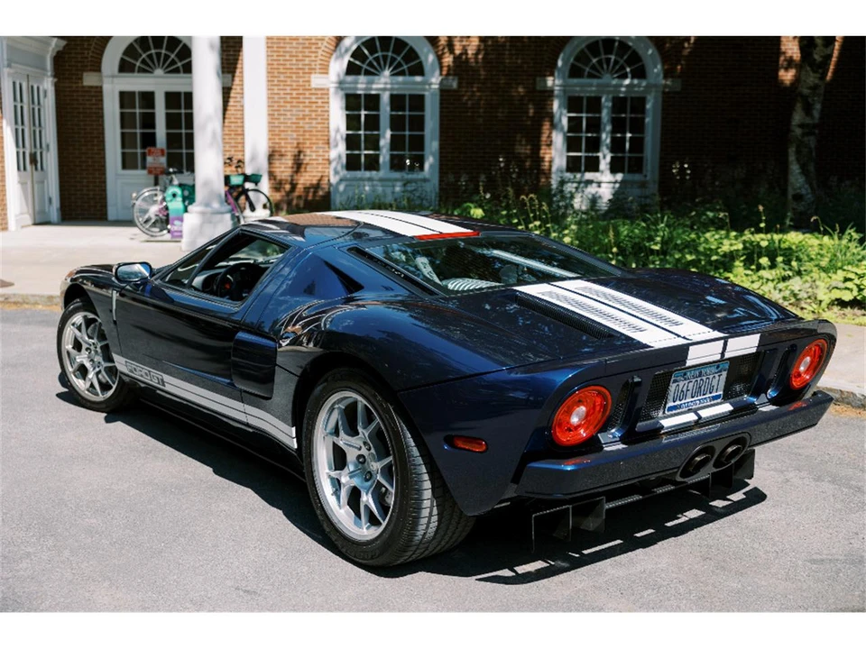 2006 Ford GT 1st Gen - Image 14 of 31