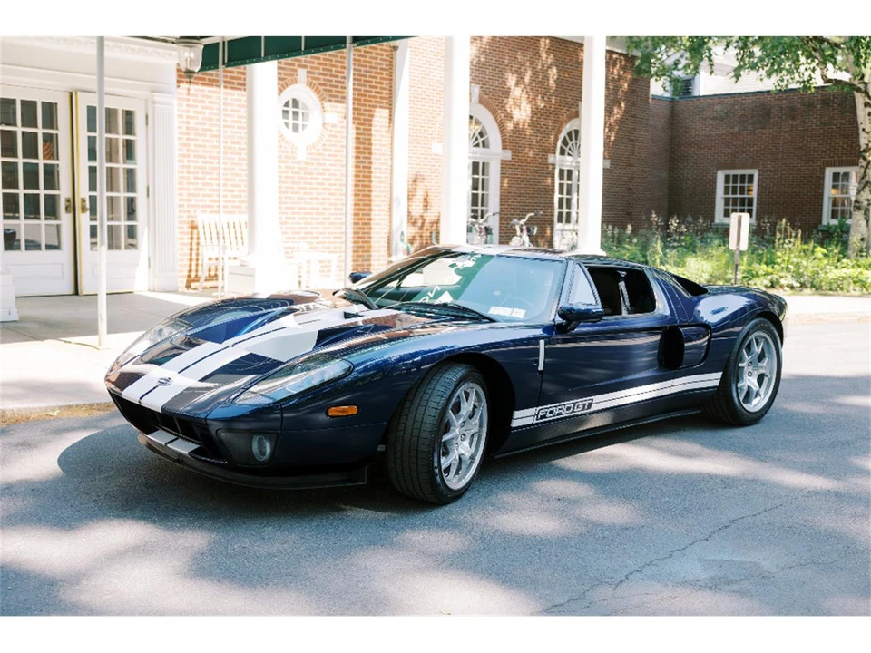 2006 Ford GT 1st Gen - Image 2 of 31